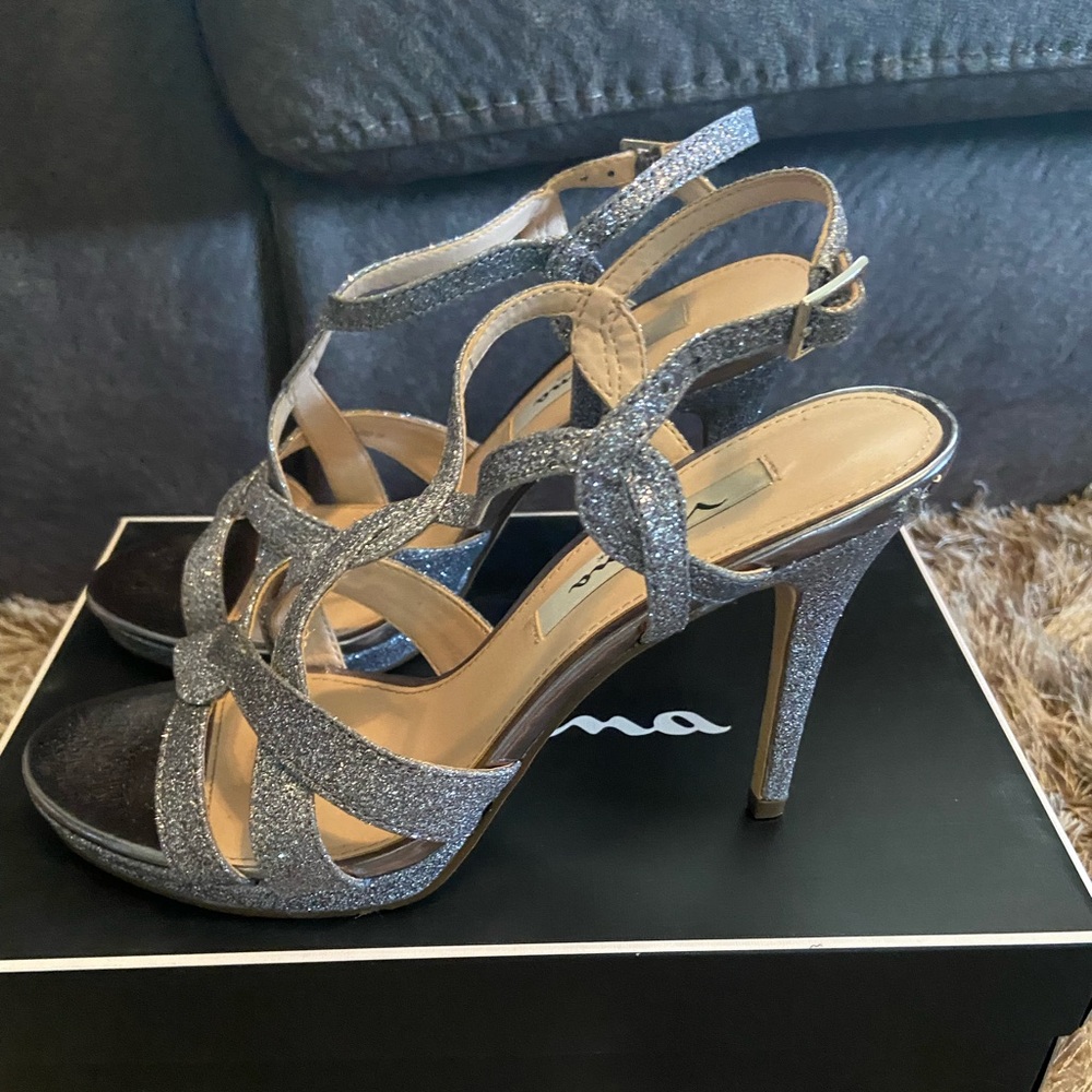 Nina Raeni-YG Dress Pump in Pewter - Picture 3 of 10